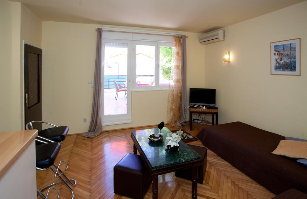 Apartments Beautiful Sandy Beach Спліт Номер фото